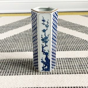 Vintage Chinese Blue And White Porcelain Hexagonal Vase